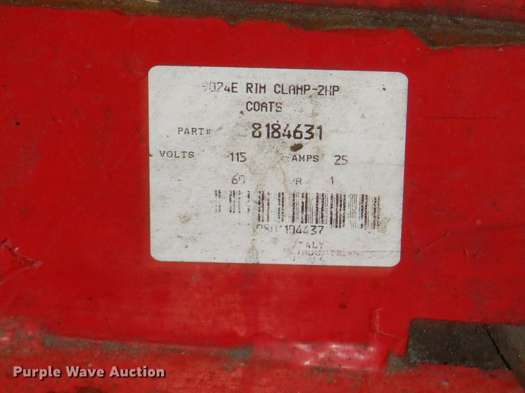 image for item FQ9719 Tire mount and balance equipment