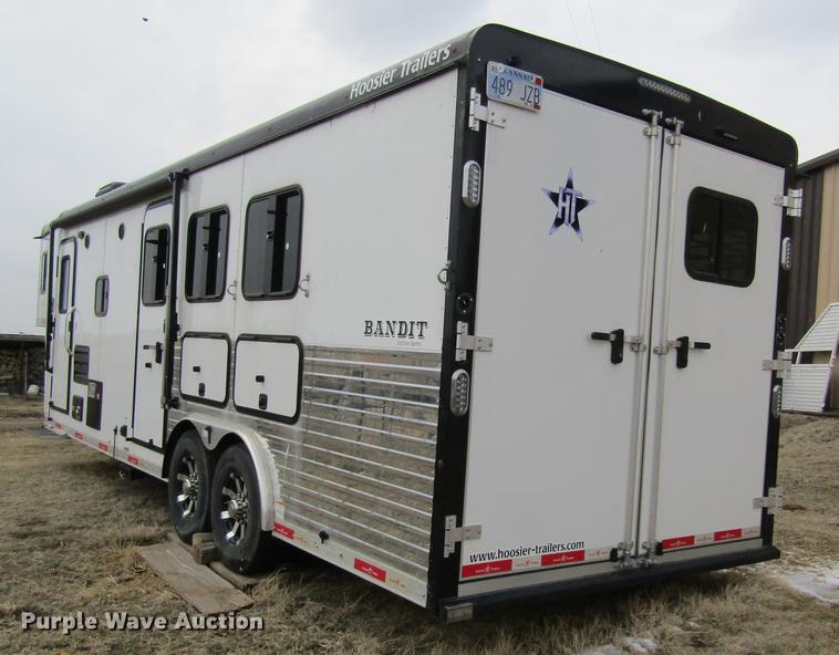 image for item DB4925 2017 Hoosier B8309 horse trailer