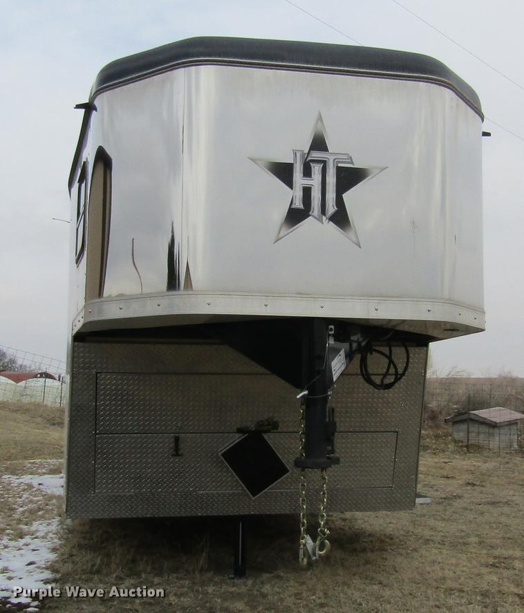 image for item DB4925 2017 Hoosier B8309 horse trailer