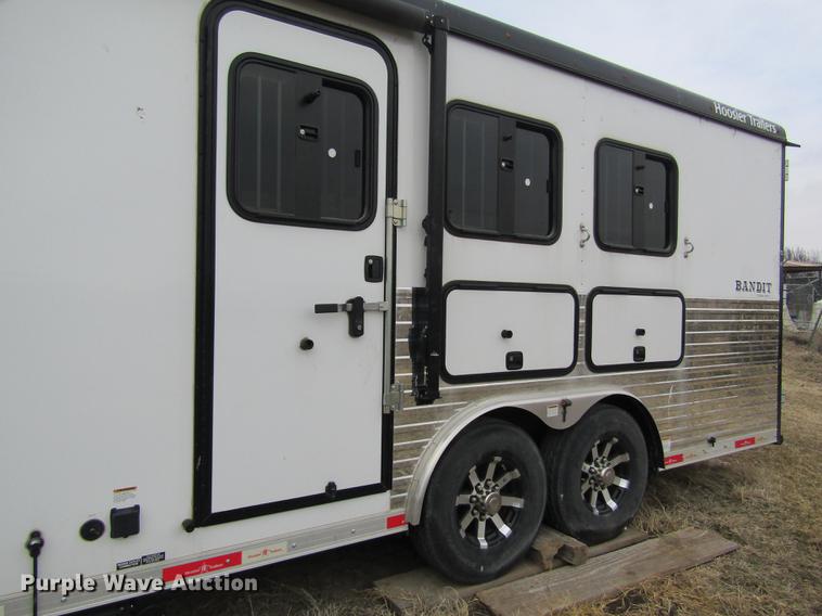 image for item DB4925 2017 Hoosier B8309 horse trailer