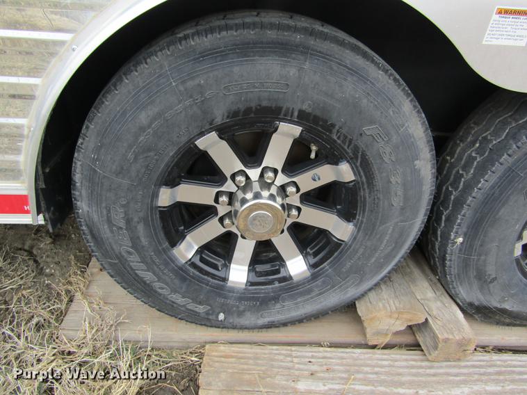 image for item DB4925 2017 Hoosier B8309 horse trailer