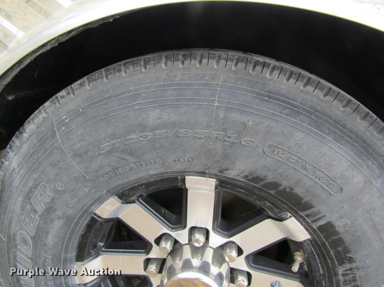 image for item DB4925 2017 Hoosier B8309 horse trailer