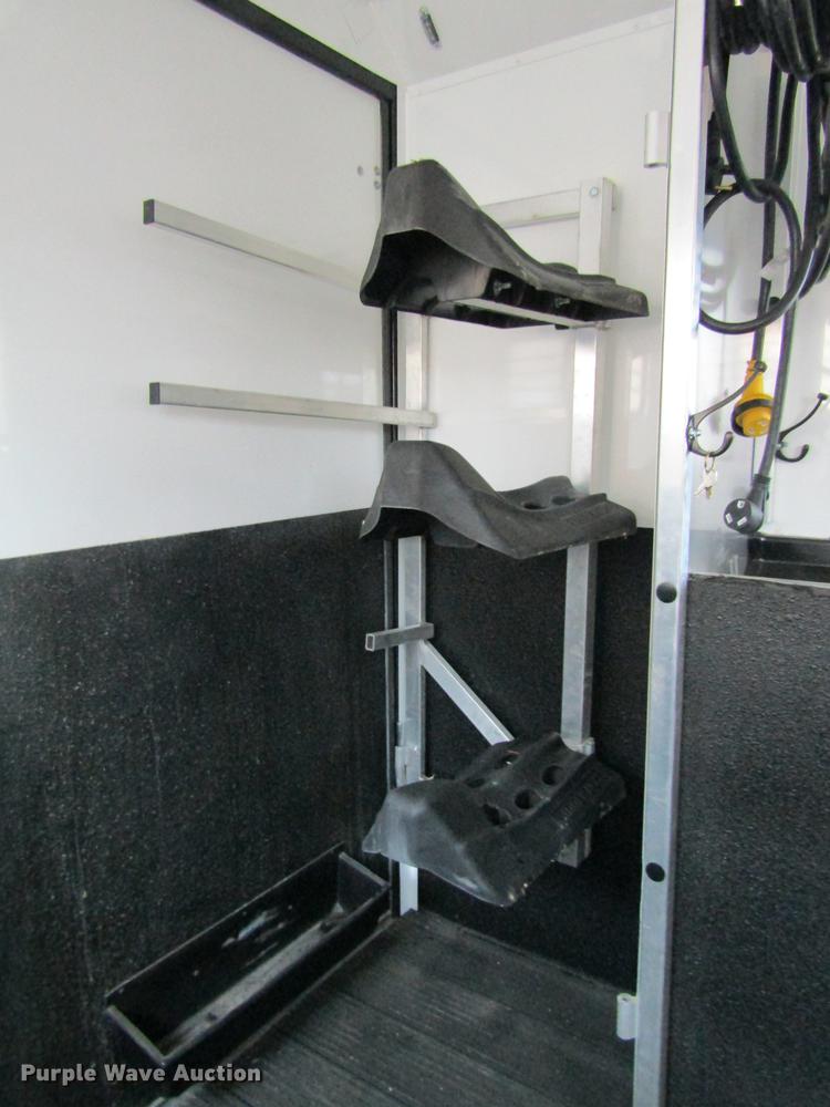 image for item DB4925 2017 Hoosier B8309 horse trailer