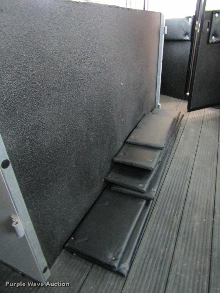 image for item DB4925 2017 Hoosier B8309 horse trailer