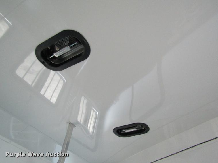 image for item DB4925 2017 Hoosier B8309 horse trailer