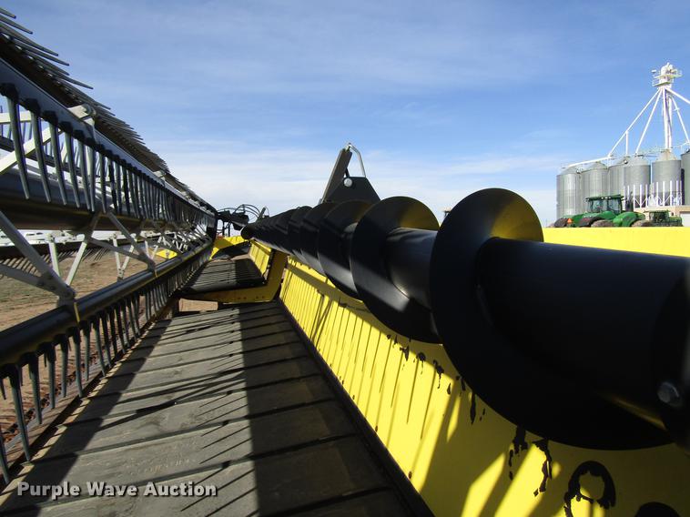 image for item DB6777 2013 Honey Bee WS36 D20 draper swather head