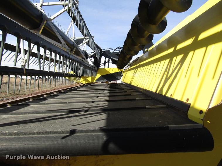 image for item DB6777 2013 Honey Bee WS36 D20 draper swather head