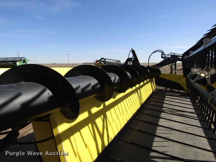 image for item DB6777 2013 Honey Bee WS36 D20 draper swather head