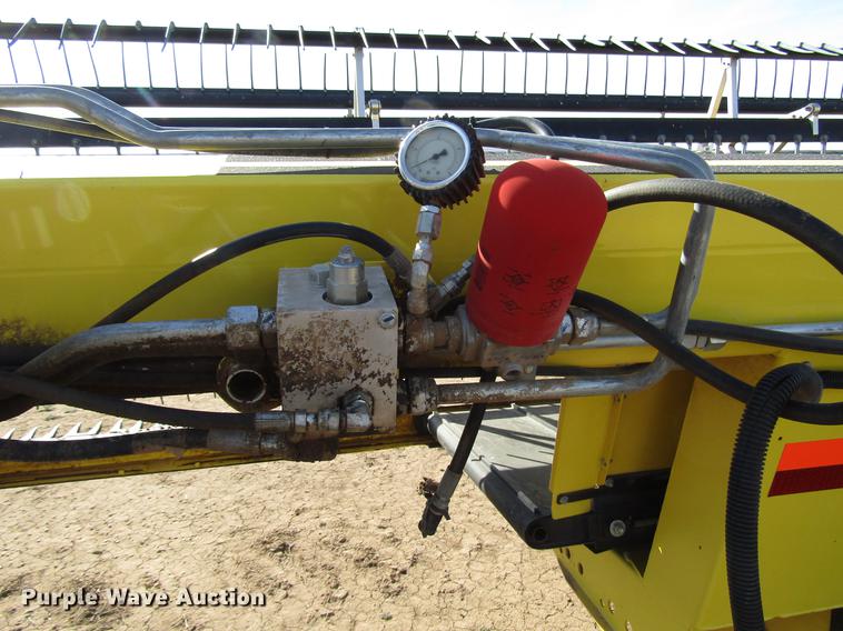 image for item DB6777 2013 Honey Bee WS36 D20 draper swather head