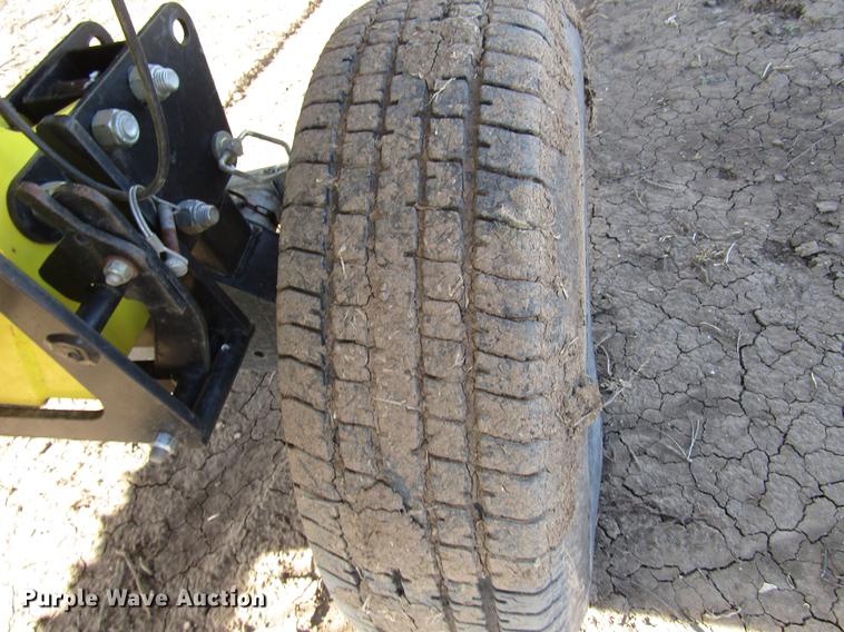 image for item DB6778 2013 Honey Bee WS36 D20 draper swather head