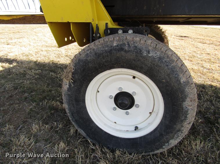 image for item DB6779 2014 Honey Bee WS36 K20 draper swather head