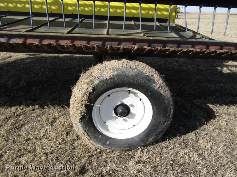 image for item DB6779 2014 Honey Bee WS36 K20 draper swather head