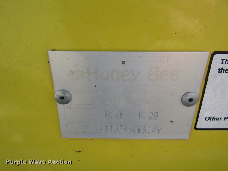 image for item DB6779 2014 Honey Bee WS36 K20 draper swather head