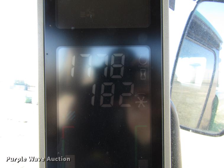 image for item DB6780 2011 John Deere R450 windrower