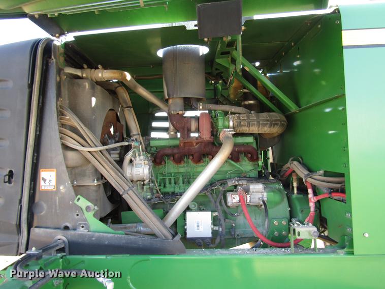 image for item DB6780 2011 John Deere R450 windrower