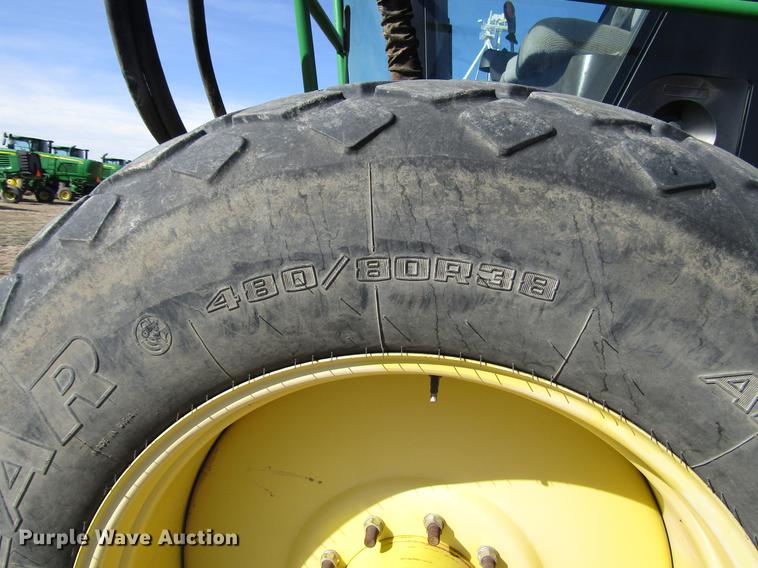 image for item DB6780 2011 John Deere R450 windrower