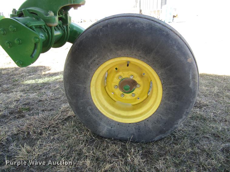 image for item DB6780 2011 John Deere R450 windrower