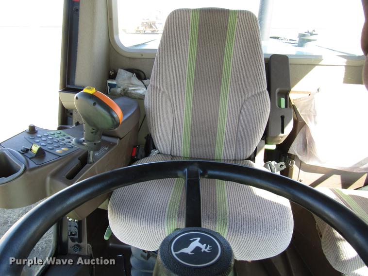 image for item DB6781 2013 John Deere R450 windrower