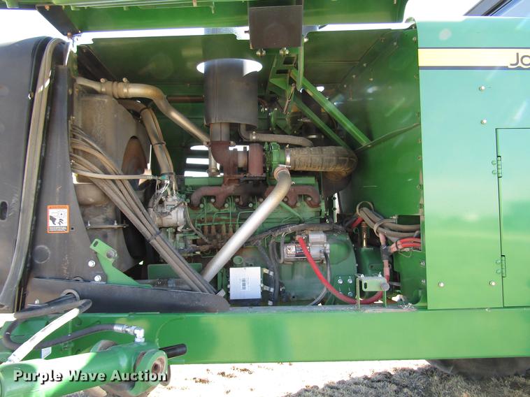image for item DB6781 2013 John Deere R450 windrower