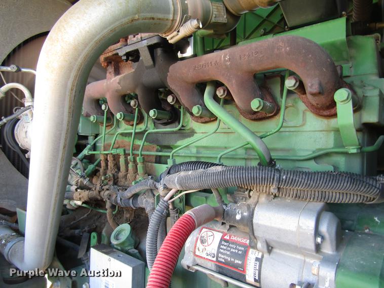 image for item DB6781 2013 John Deere R450 windrower