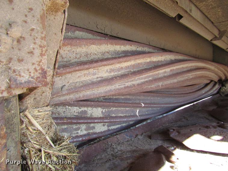 image for item DB6781 2013 John Deere R450 windrower