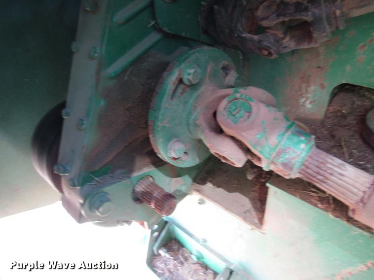 image for item DB6781 2013 John Deere R450 windrower