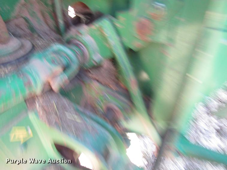 image for item DB6781 2013 John Deere R450 windrower
