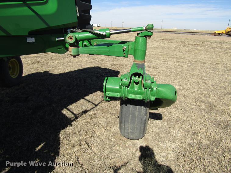 image for item DB6781 2013 John Deere R450 windrower