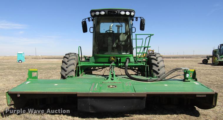 image for item DB6782 2012 John Deere R450 windrower
