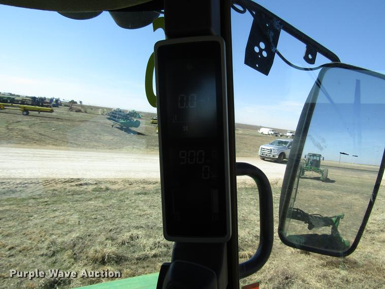 image for item DB6782 2012 John Deere R450 windrower