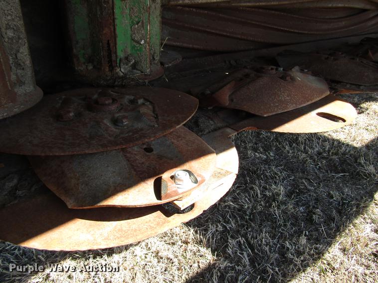 image for item DB6782 2012 John Deere R450 windrower