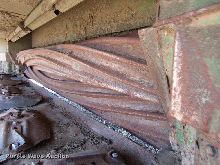 image for item DB6782 2012 John Deere R450 windrower