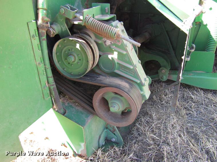 image for item DB6782 2012 John Deere R450 windrower