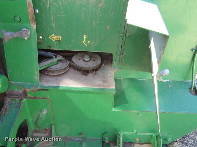 image for item DB6782 2012 John Deere R450 windrower