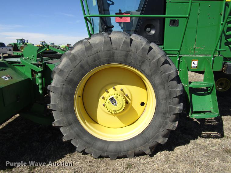 image for item DB6782 2012 John Deere R450 windrower