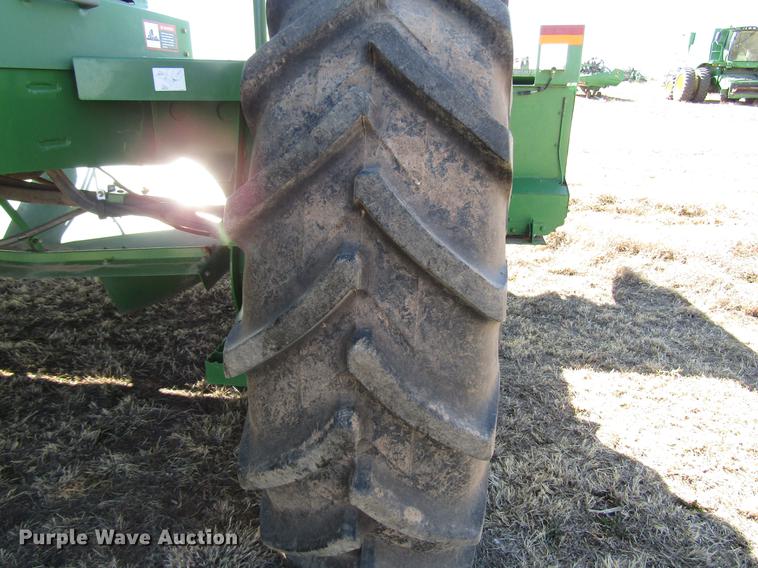 image for item DB6782 2012 John Deere R450 windrower