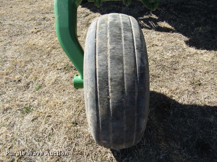 image for item DB6782 2012 John Deere R450 windrower