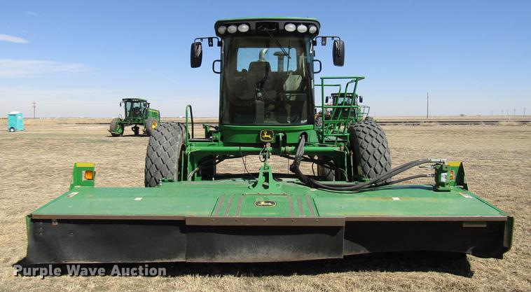 image for item DB6783 2011 John Deere R450 windrower