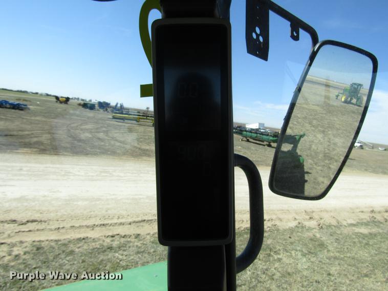 image for item DB6783 2011 John Deere R450 windrower