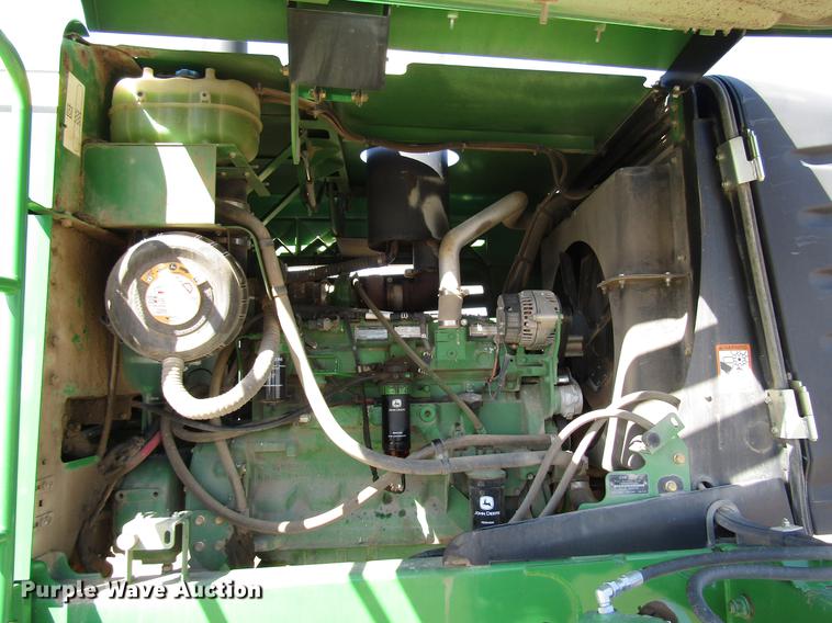image for item DB6783 2011 John Deere R450 windrower