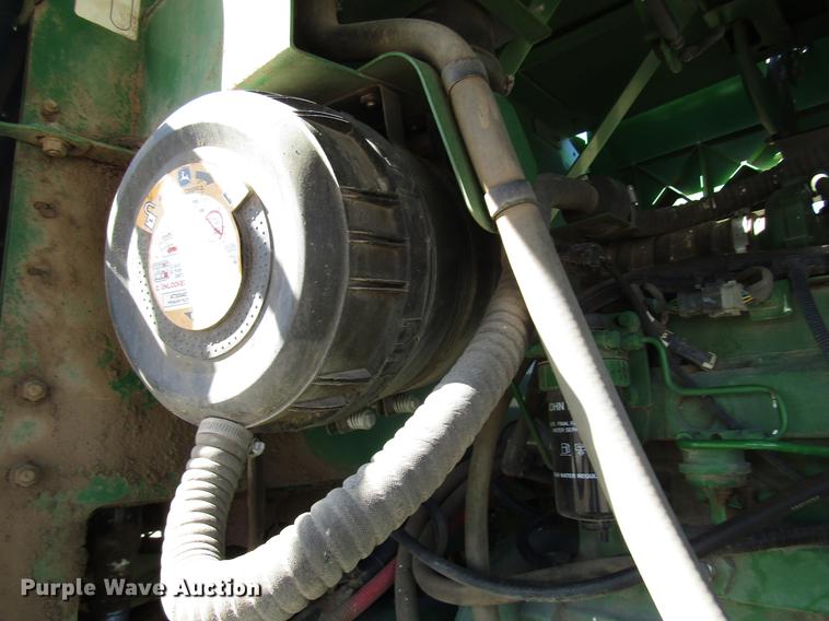 image for item DB6783 2011 John Deere R450 windrower