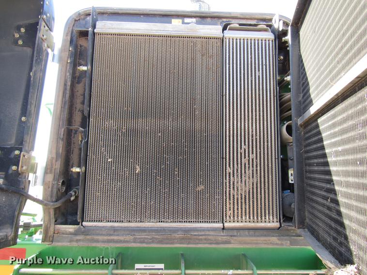 image for item DB6783 2011 John Deere R450 windrower