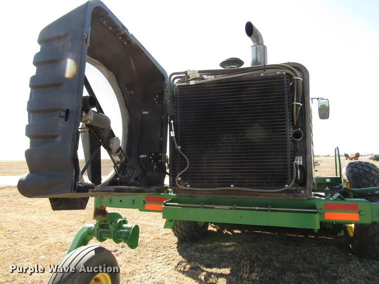 image for item DB6783 2011 John Deere R450 windrower