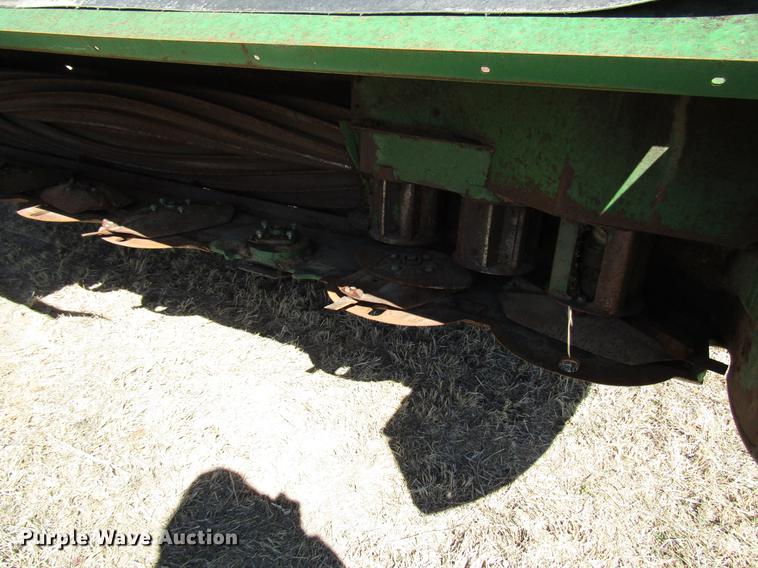 image for item DB6783 2011 John Deere R450 windrower