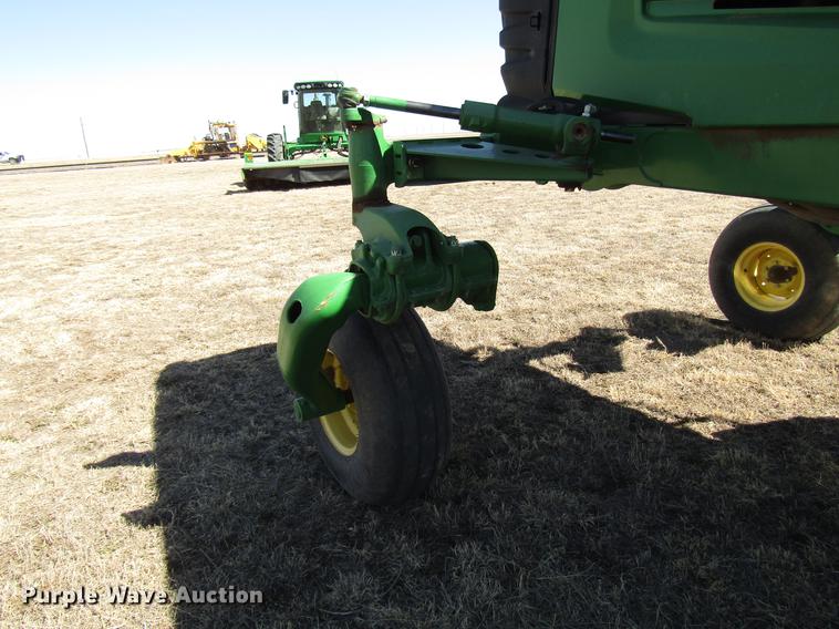 image for item DB6783 2011 John Deere R450 windrower