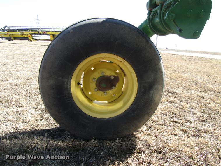 image for item DB6783 2011 John Deere R450 windrower