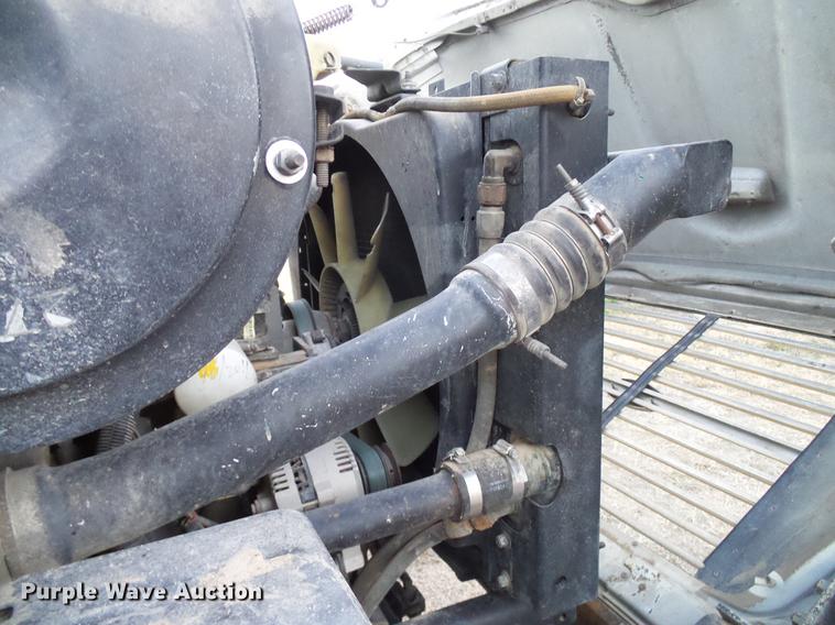 image for item DD5386 1995 Ford L8000 feed mixer truck