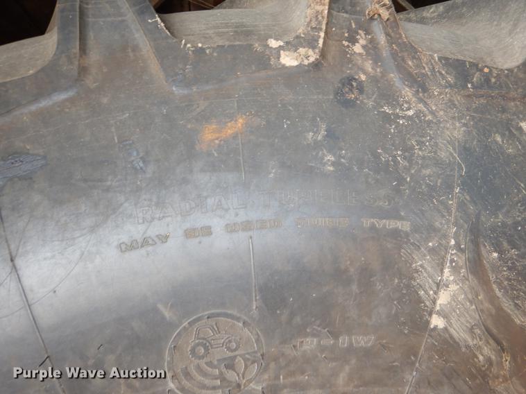 image for item DE0146 (2) Goodyear Optitrac 900/75R32 tires