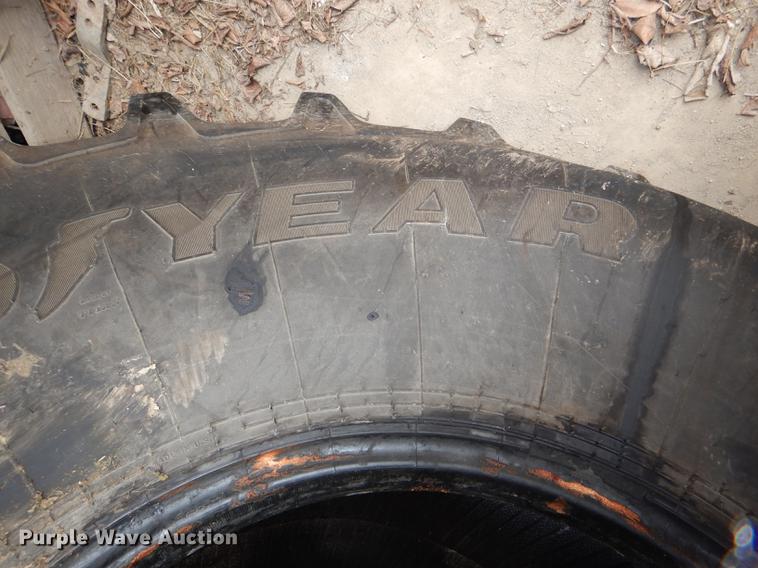 image for item DE0146 (2) Goodyear Optitrac 900/75R32 tires