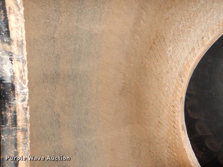 image for item DE0146 (2) Goodyear Optitrac 900/75R32 tires